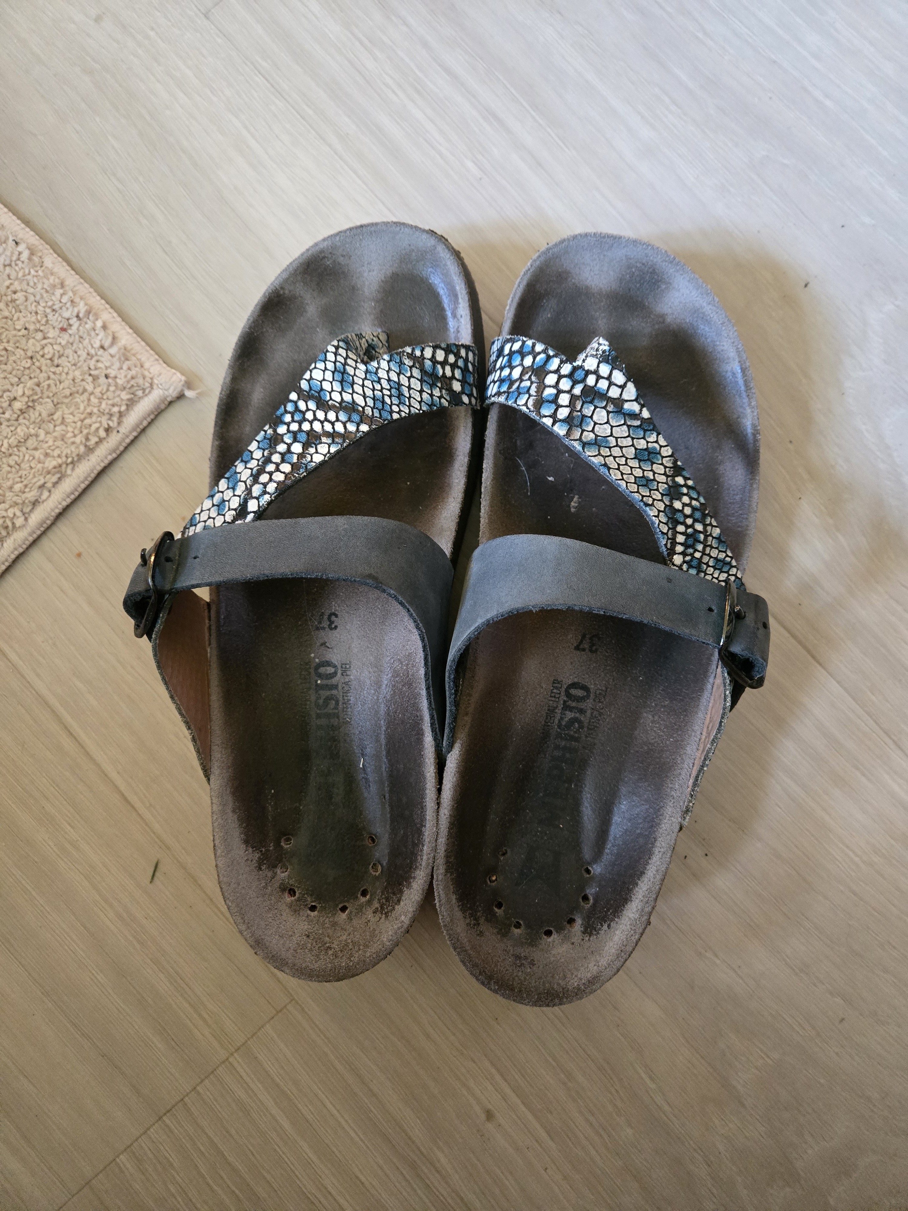 Mephisto Gray Sandals With Blue Snake-Print Straps